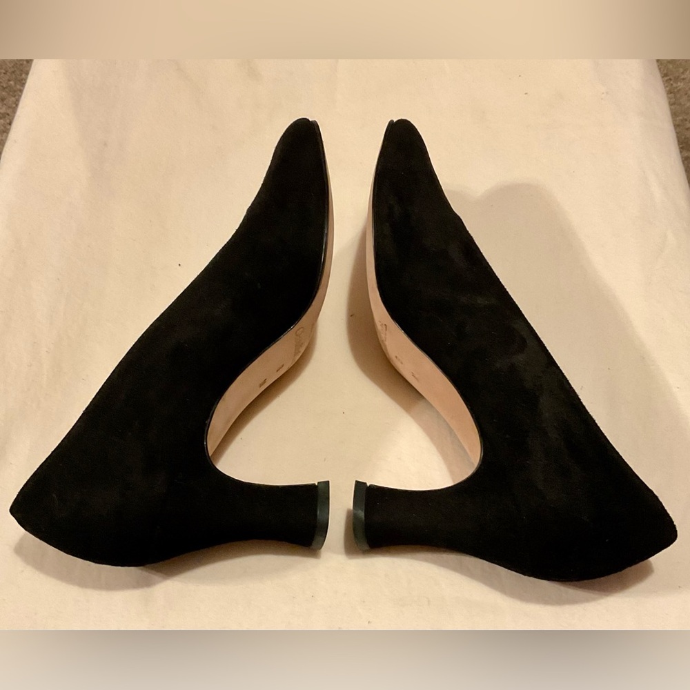 Claudia Ciuti Vintage Classic Black Suede Heels - Picture 4 of 8